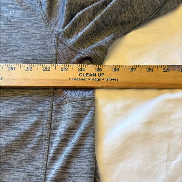 Nike Dri-FIT Men’s Gray Quarter Zip Pullover XL Athletic Top - Picture 6 of 7